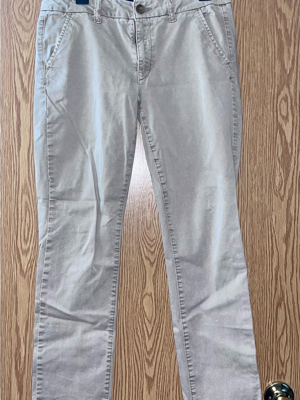 American Eagle Petite Skinny Khaki Pant
